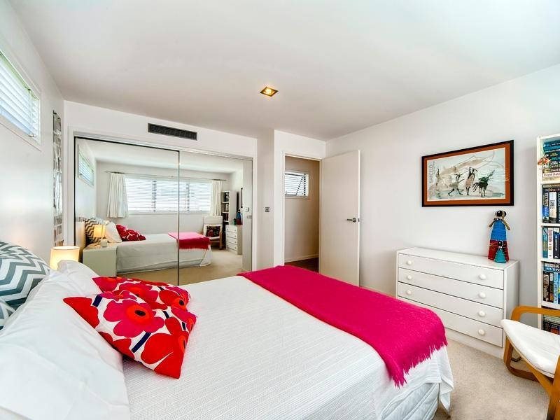 7 Ebb Court, Bulimba QLD 4171