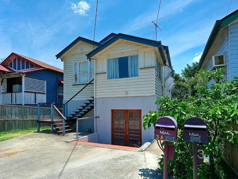 3 Caroline Street, Annerley QLD 4103