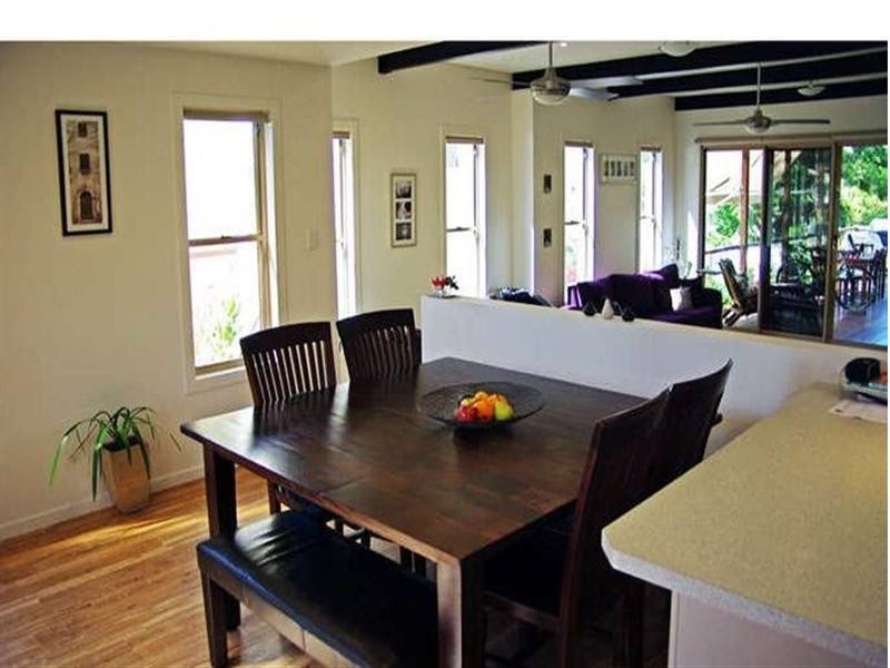 37 Durimbil Street, Camp Hill QLD 4152