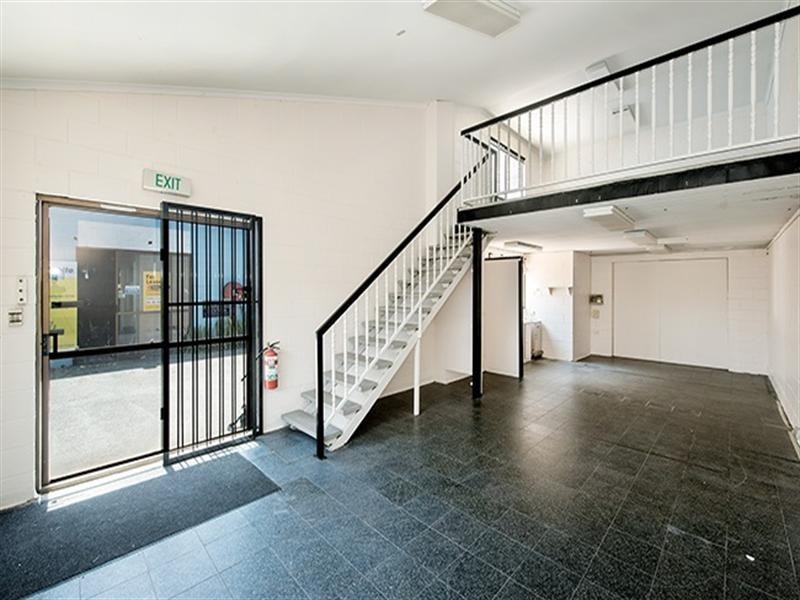 25 Lawrence Drive, Nerang QLD 4211