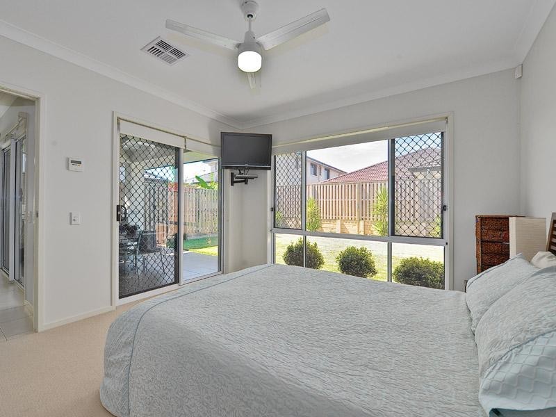 4 Diamantina Crescent, Fitzgibbon QLD 4018