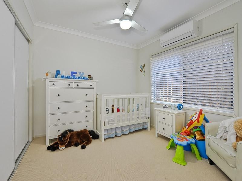 4 Diamantina Crescent, Fitzgibbon QLD 4018