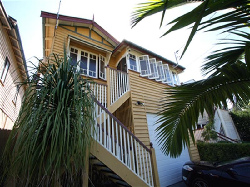 55 Beatrice Street, Hawthorne QLD 4171