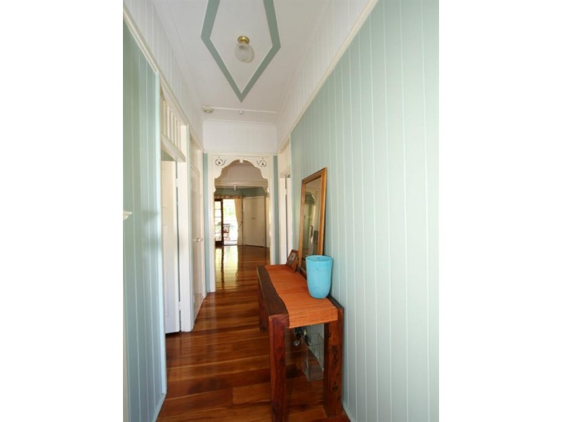 55 Beatrice Street, Hawthorne QLD 4171