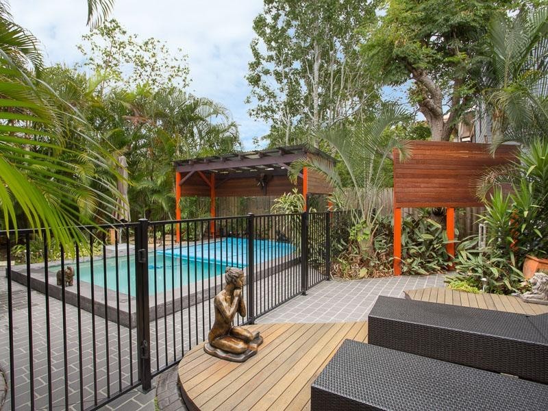 23 Cambridge Street, Bulimba QLD 4171