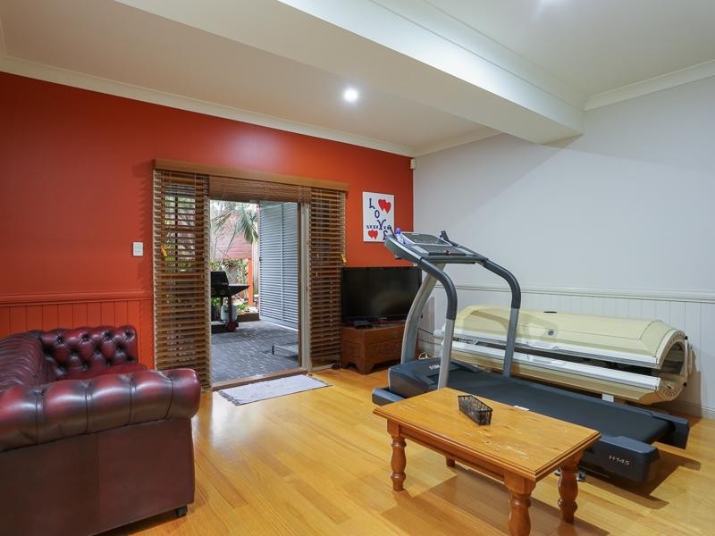 23 Cambridge Street, Bulimba QLD 4171