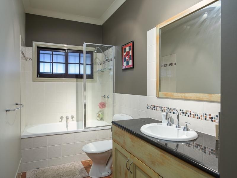 23 Cambridge Street, Bulimba QLD 4171