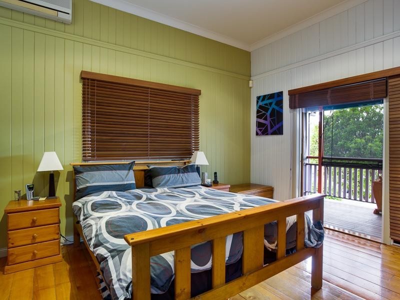 23 Cambridge Street, Bulimba QLD 4171