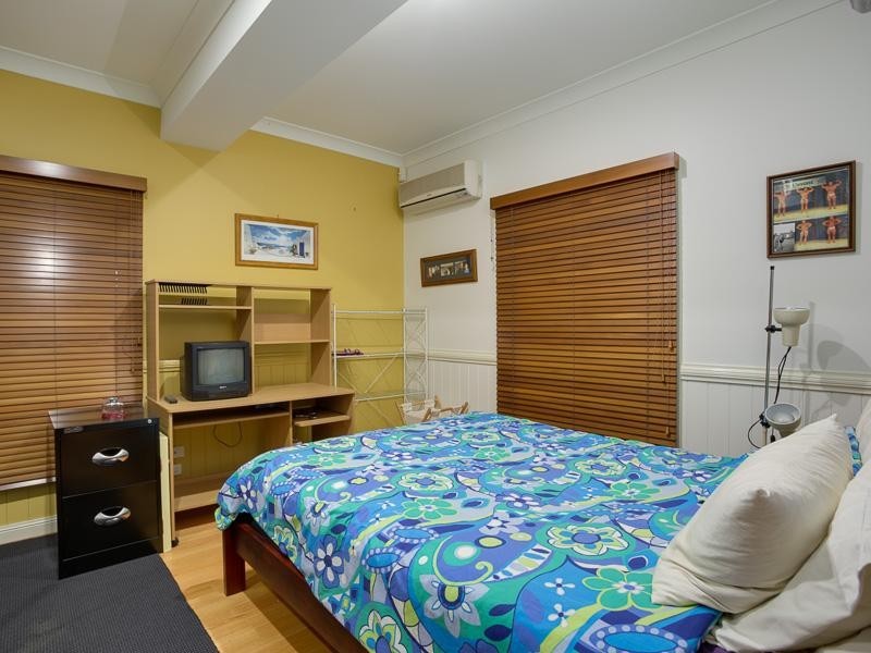 23 Cambridge Street, Bulimba QLD 4171