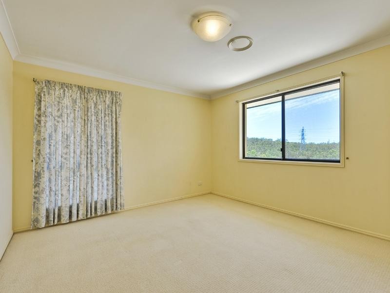 94 Silky Oak Crescent, Carindale QLD 4152