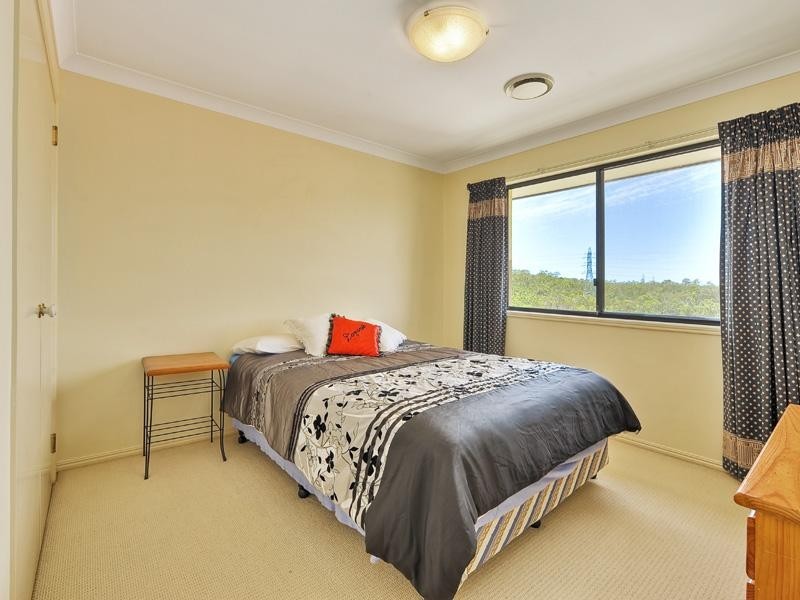 94 Silky Oak Crescent, Carindale QLD 4152