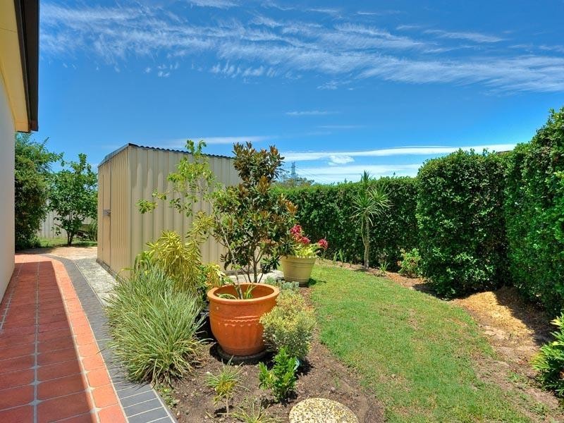 94 Silky Oak Crescent, Carindale QLD 4152