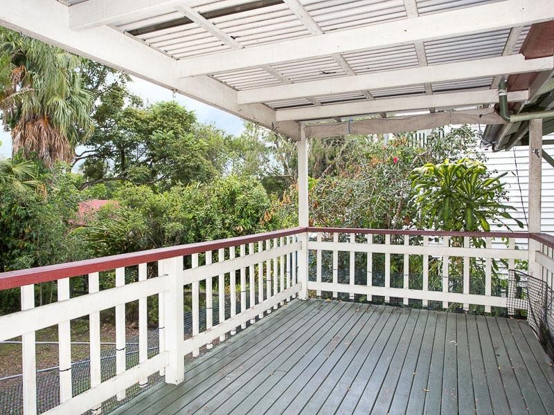 6 Annie Street, Camp Hill QLD 4152