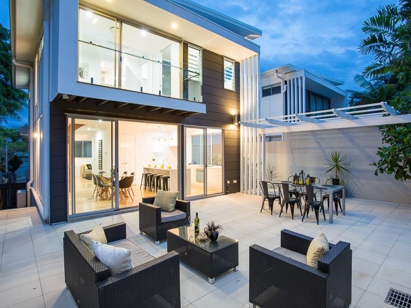 4/42 Philip Street, Hawthorne QLD 4171