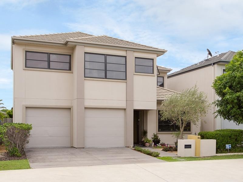 84 Celestial Court, Carina QLD 4152