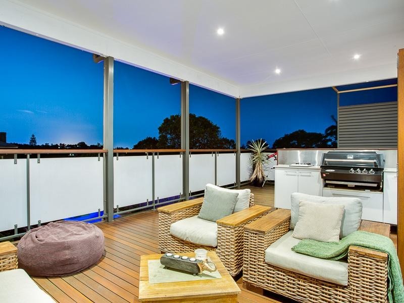 56 Henderson Street, Camp Hill QLD 4152