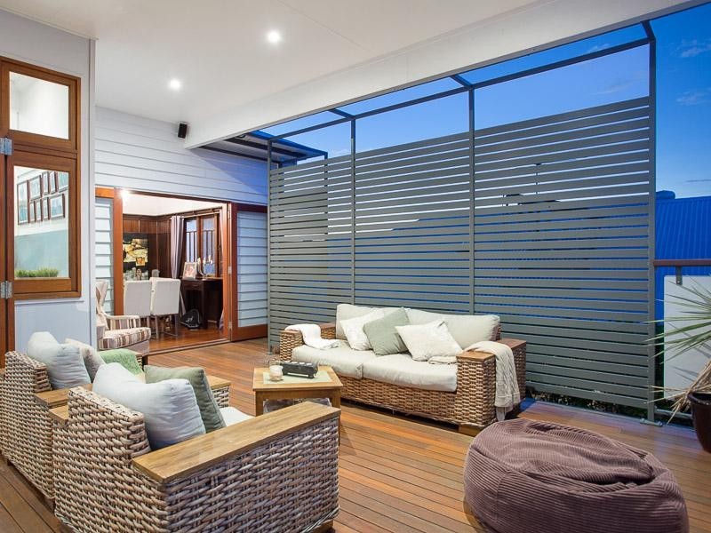 56 Henderson Street, Camp Hill QLD 4152