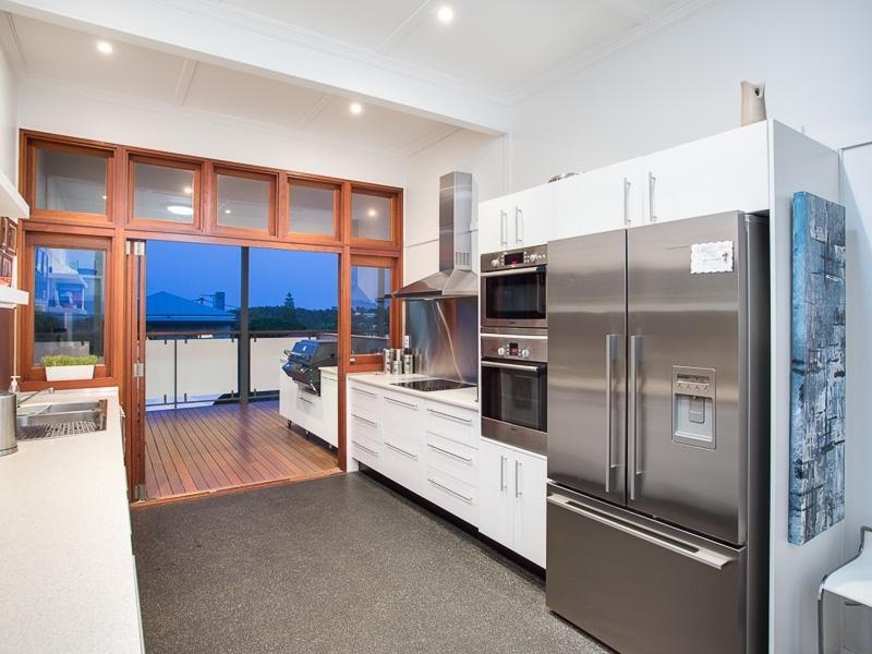 56 Henderson Street, Camp Hill QLD 4152