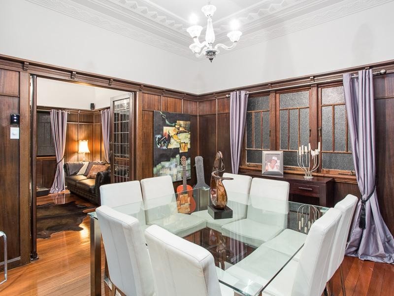 56 Henderson Street, Camp Hill QLD 4152