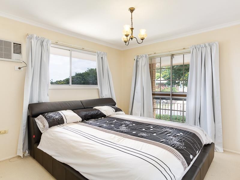 2 Bluebell Street, Mansfield QLD 4122