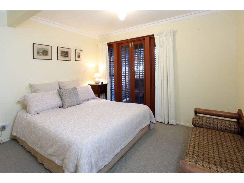 160 Virginia Avenue, Hawthorne QLD 4171