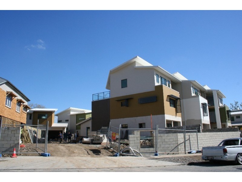 C1/261-267 Cavendish Road, Coorparoo QLD 4151