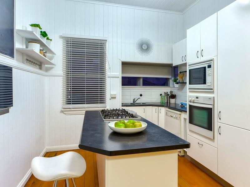 77 Ison Street, Morningside QLD 4170