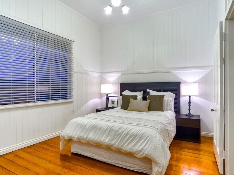 77 Ison Street, Morningside QLD 4170
