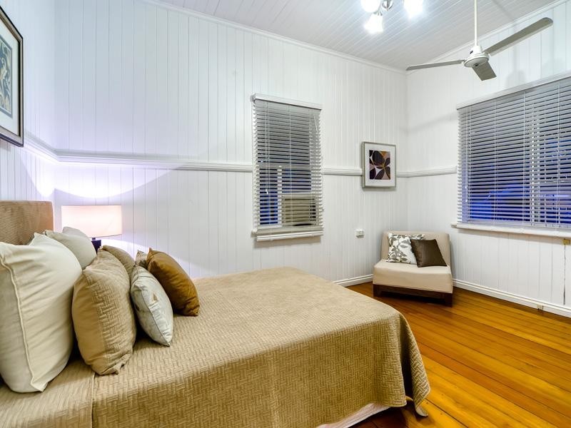 77 Ison Street, Morningside QLD 4170