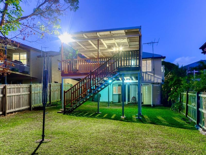 77 Ison Street, Morningside QLD 4170
