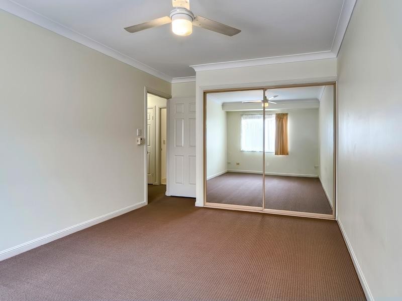 2/249 Riding Road, Balmoral QLD 4171