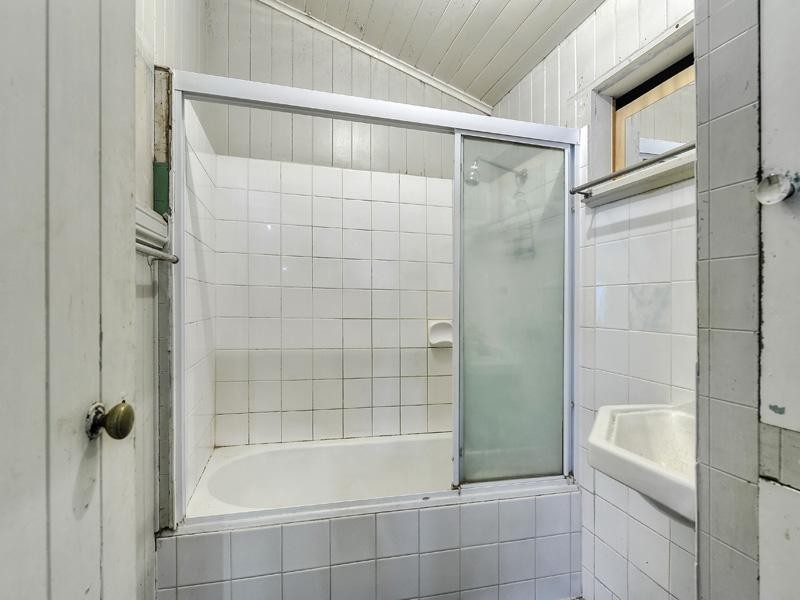 190 Old Cleveland Road, Coorparoo QLD 4151