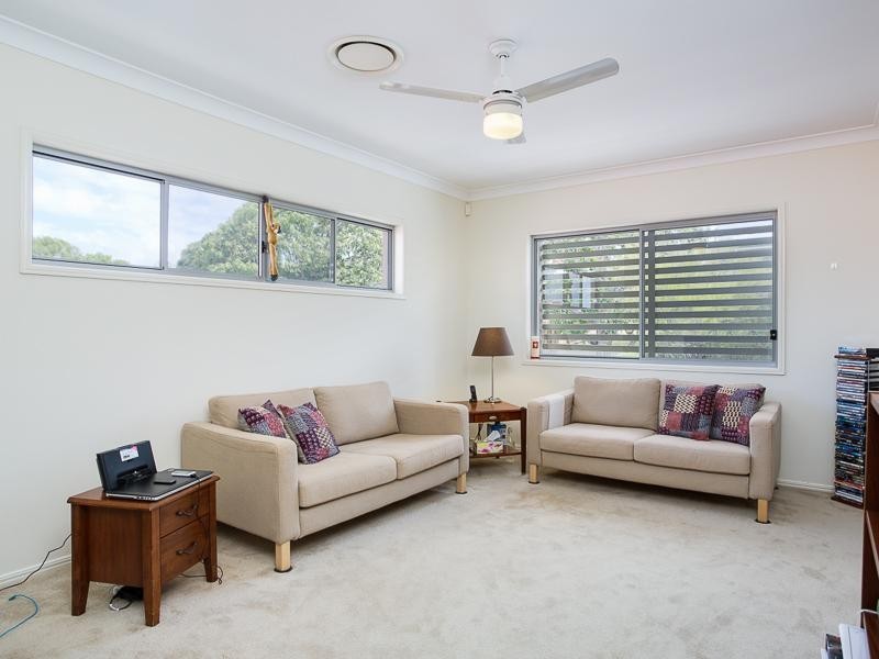 71 Raven Street, Camp Hill QLD 4152