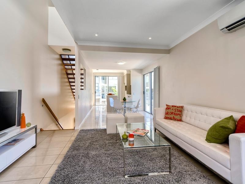 9/66 Richmond Road, Morningside QLD 4170