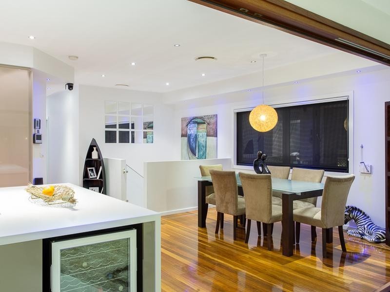 77 Miles Street, Hawthorne QLD 4171