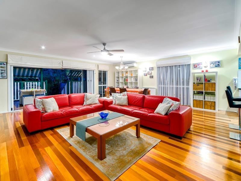 14 Coates Street, Morningside QLD 4170