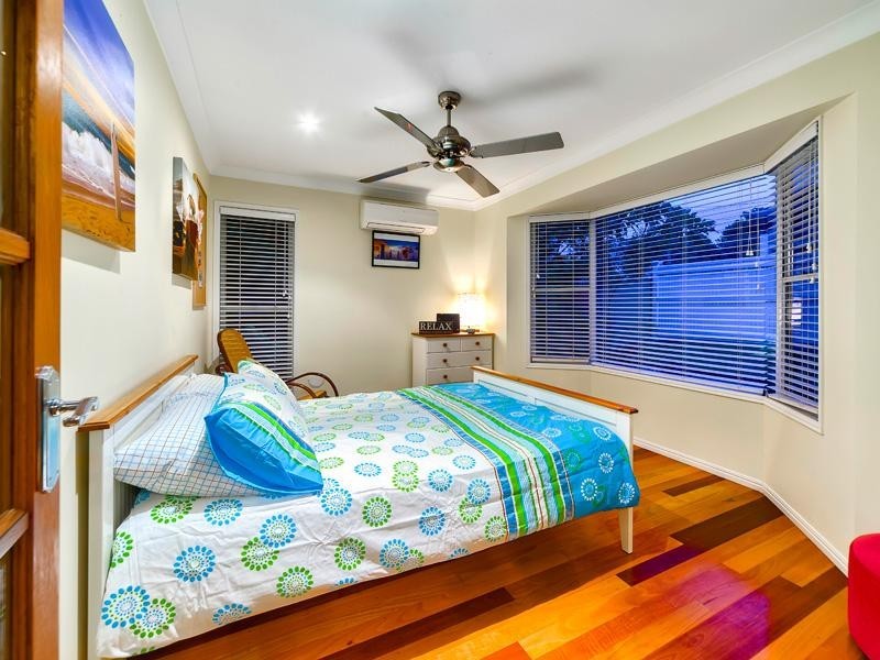 14 Coates Street, Morningside QLD 4170