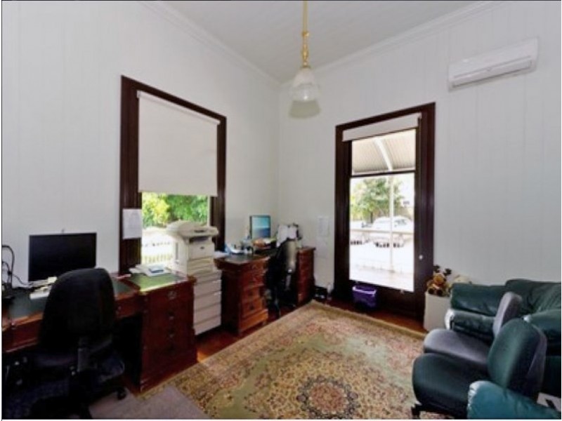 2497 Logan Road, Eight Mile Plains QLD 4113