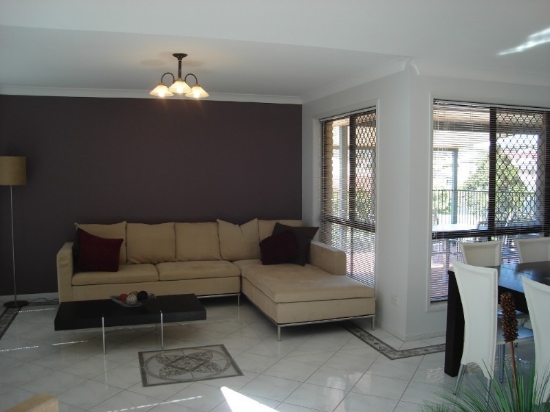 5 Aspen Street, Carindale QLD 4152