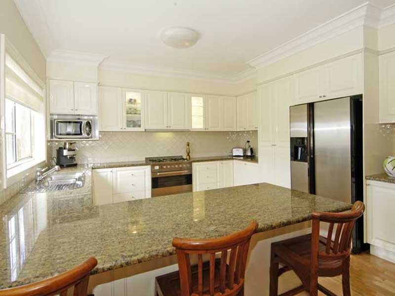 19 Ewer Street, Carindale QLD 4152