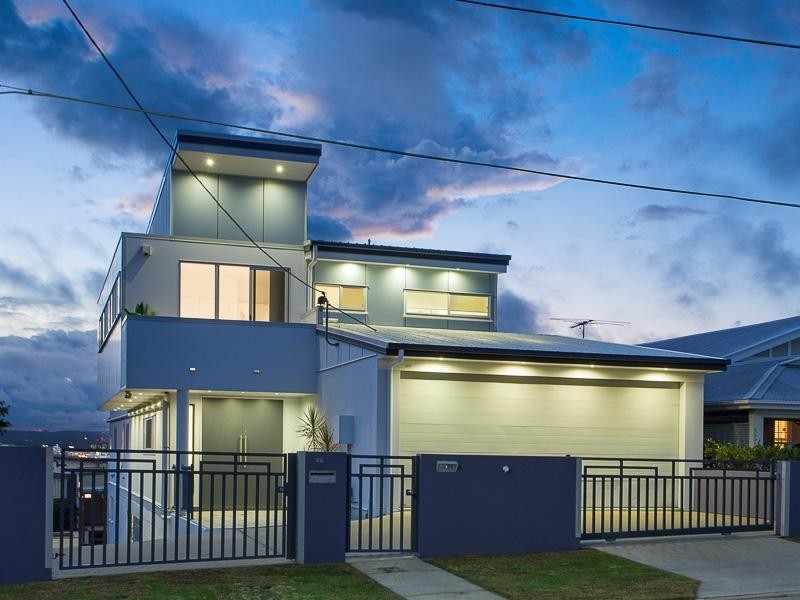 25 Sylvia Street, Camp Hill QLD 4152