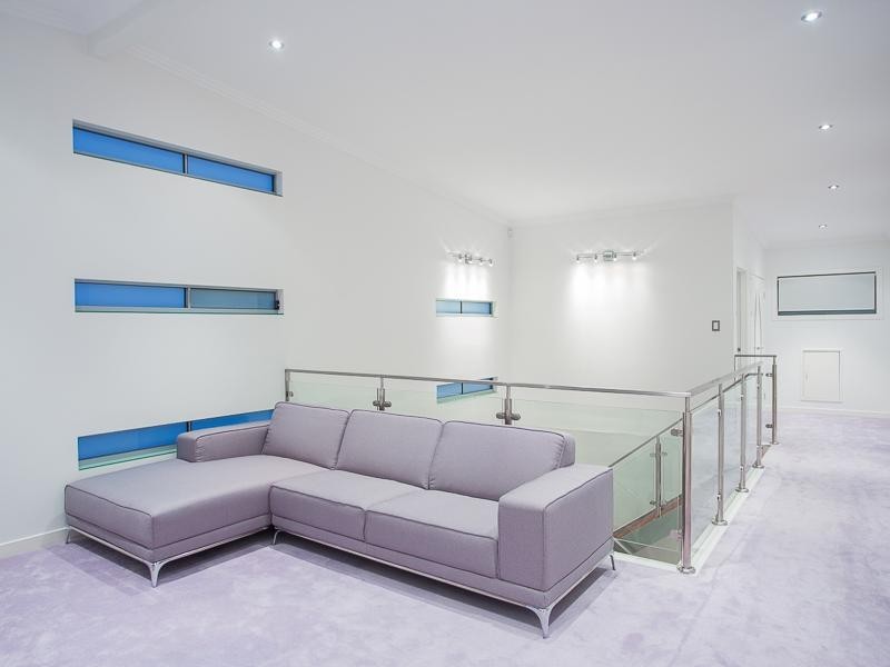 25 Sylvia Street, Camp Hill QLD 4152