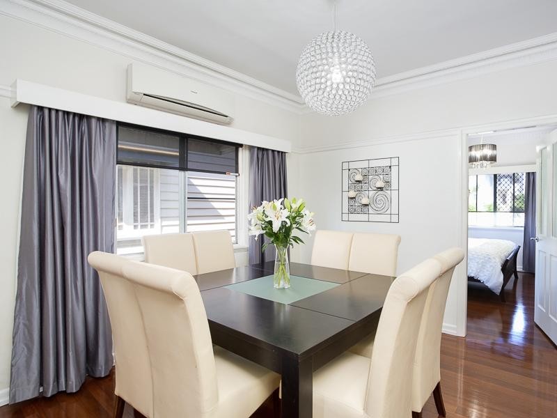36 Douglas Street, Greenslopes QLD 4120