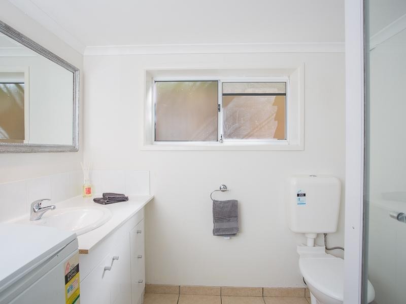 36 Douglas Street, Greenslopes QLD 4120