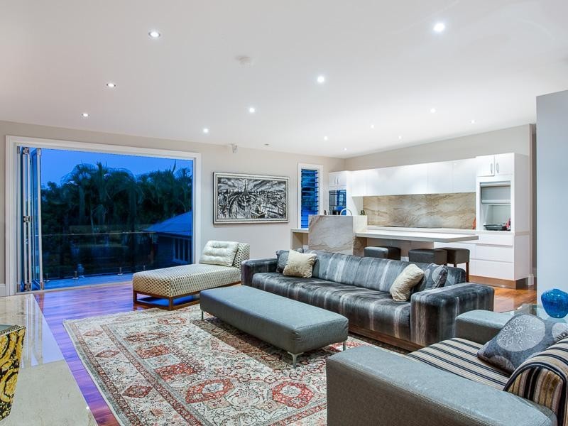 147 Virginia Avenue, Hawthorne QLD 4171