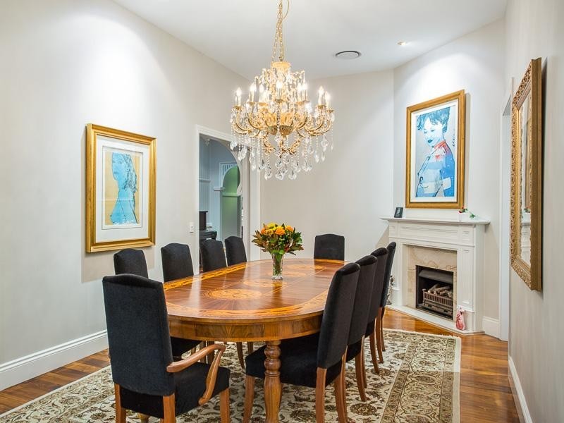 147 Virginia Avenue, Hawthorne QLD 4171