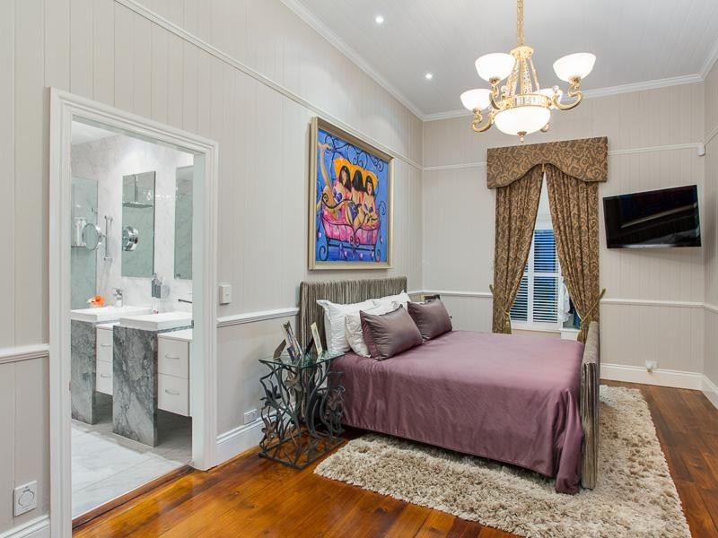 147 Virginia Avenue, Hawthorne QLD 4171