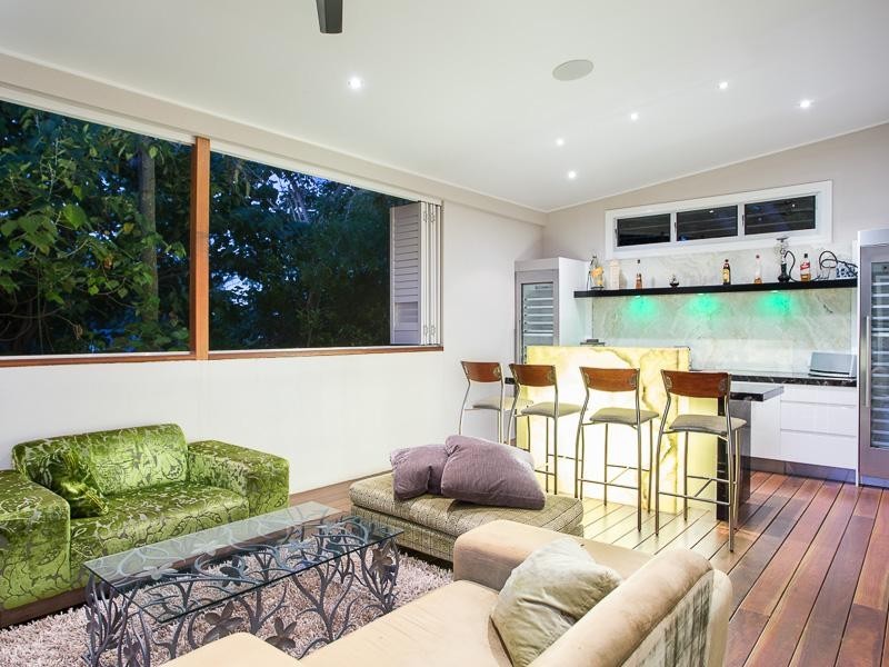 147 Virginia Avenue, Hawthorne QLD 4171