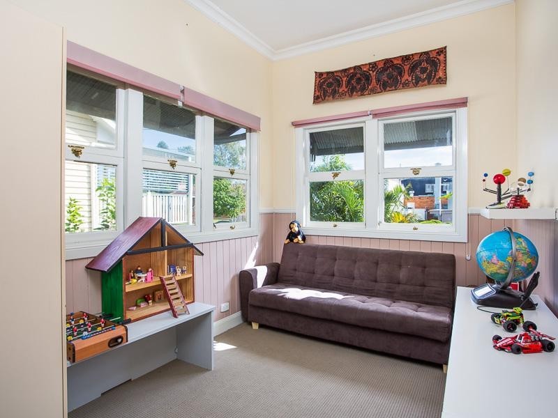 3 Ellesmere Street, Yeronga QLD 4104