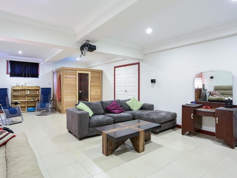 3 Ellesmere Street, Yeronga QLD 4104